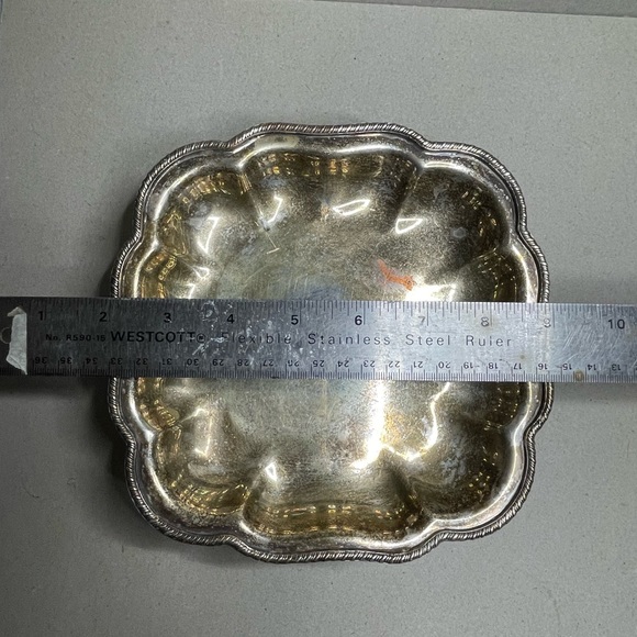 Vintage Scalloped Edge Claw Foot 7” Silver Plated Griffin Tray Hallmarked - Picture 8 of 9